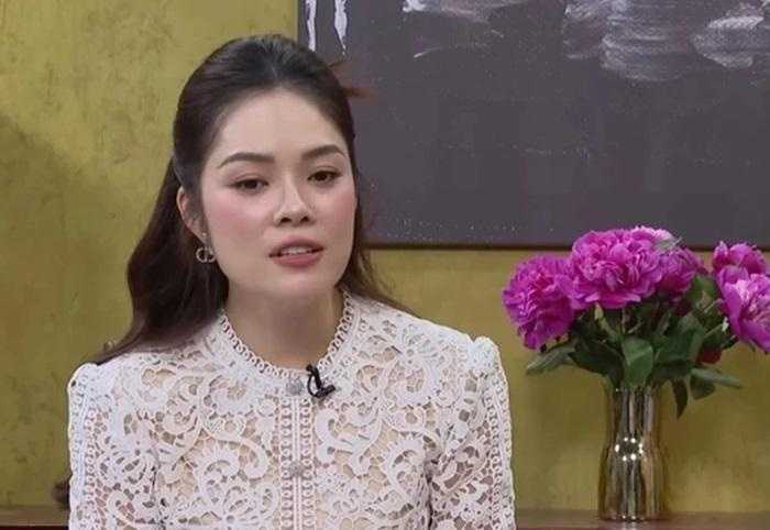 Dương Cẩm Lynh bị chủ nợ tới đoàn phim đòi 6 tỷ, nức nở khi bị mọi người xa lánh - Hình 5