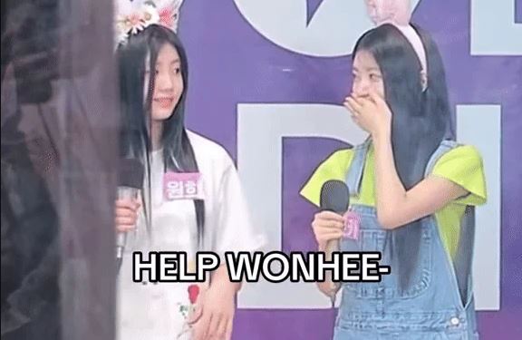 Wonhee (ILLIT) bị bắt tại trận hát nhép, nhạc lên nhưng quên đưa micro lên hát - Hình 4