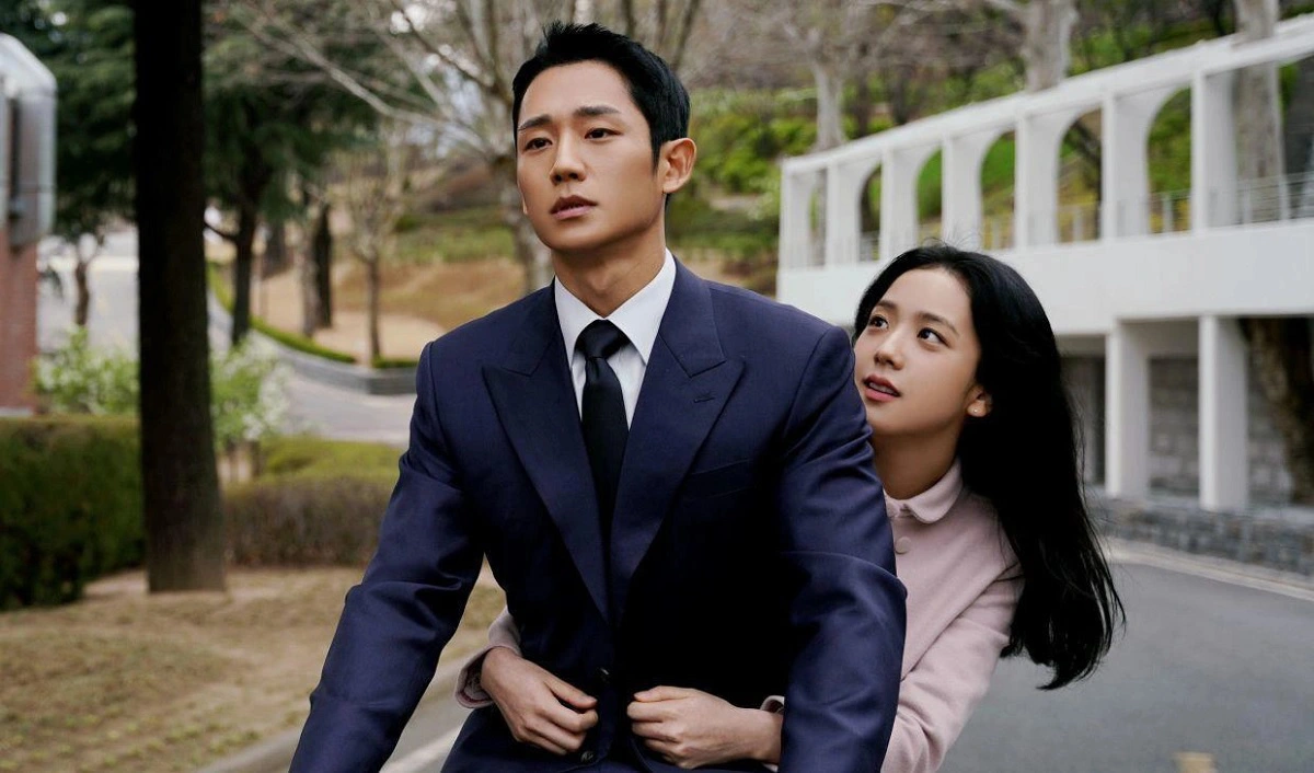 Jisoo (BLACKPINK) vướng tin hẹn hò Jung Hae In vì cú trượt tay của đàng trai - Hình 1