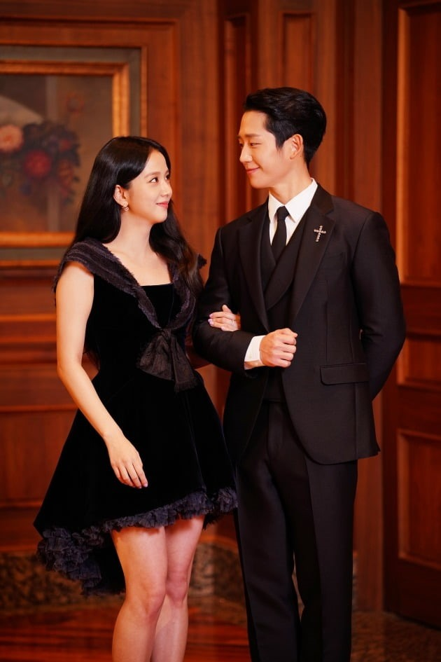 Jisoo (BLACKPINK) vướng tin hẹn hò Jung Hae In vì cú trượt tay của đàng trai - Hình 6