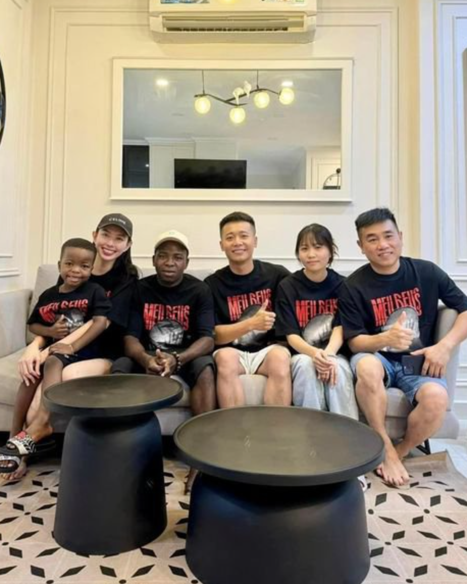Lôi Con vừa gặp Thuỳ Tiên đã bị Quang Linh dọa đuổi về Angola, phản ứng siêu hài - Hình 1