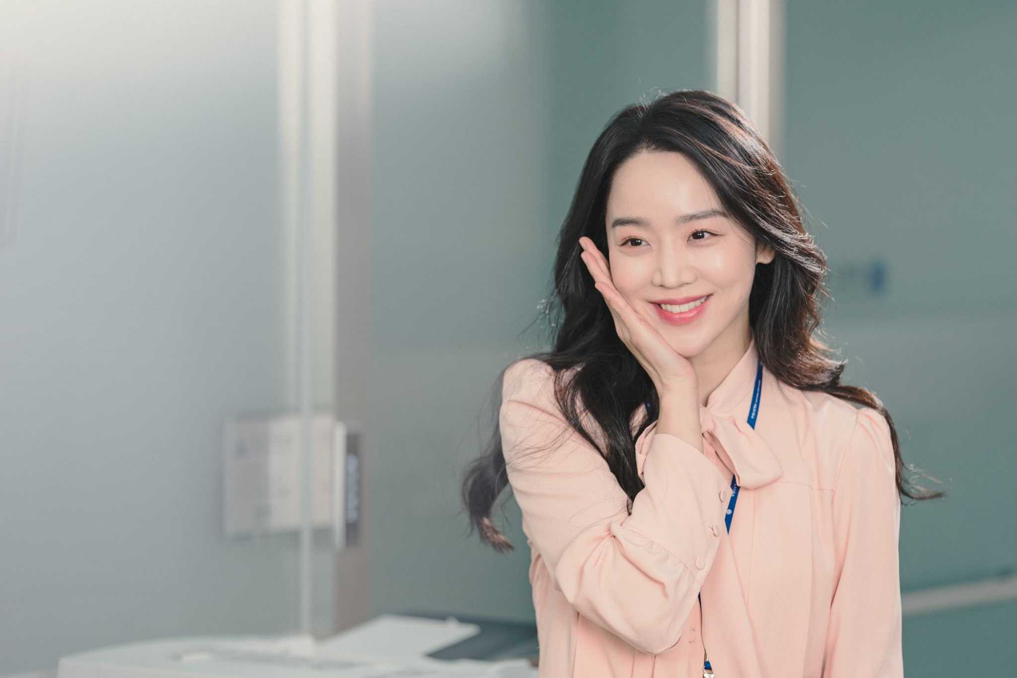 Nữ hoàng rating Shin Hye Sun thừa nhận là con nghiện, đạo diễn gật gù - Hình 3