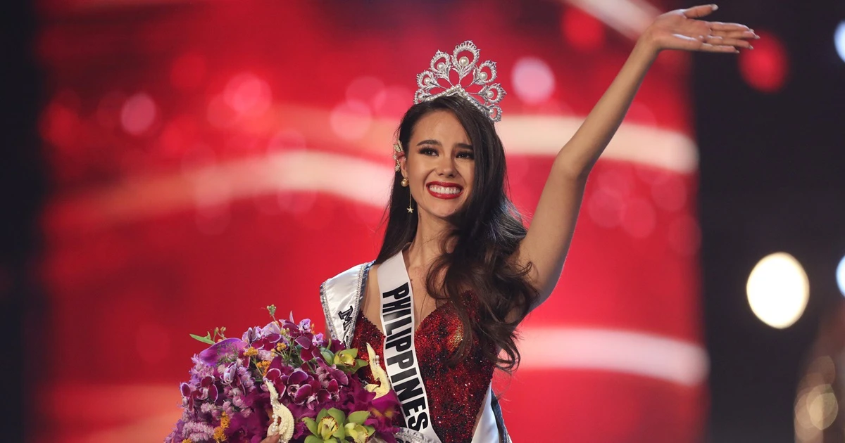 Catriona Gray đã có điềm báo đăng quang MU 11 năm trước, người tiên tri là ai? - Hình 11