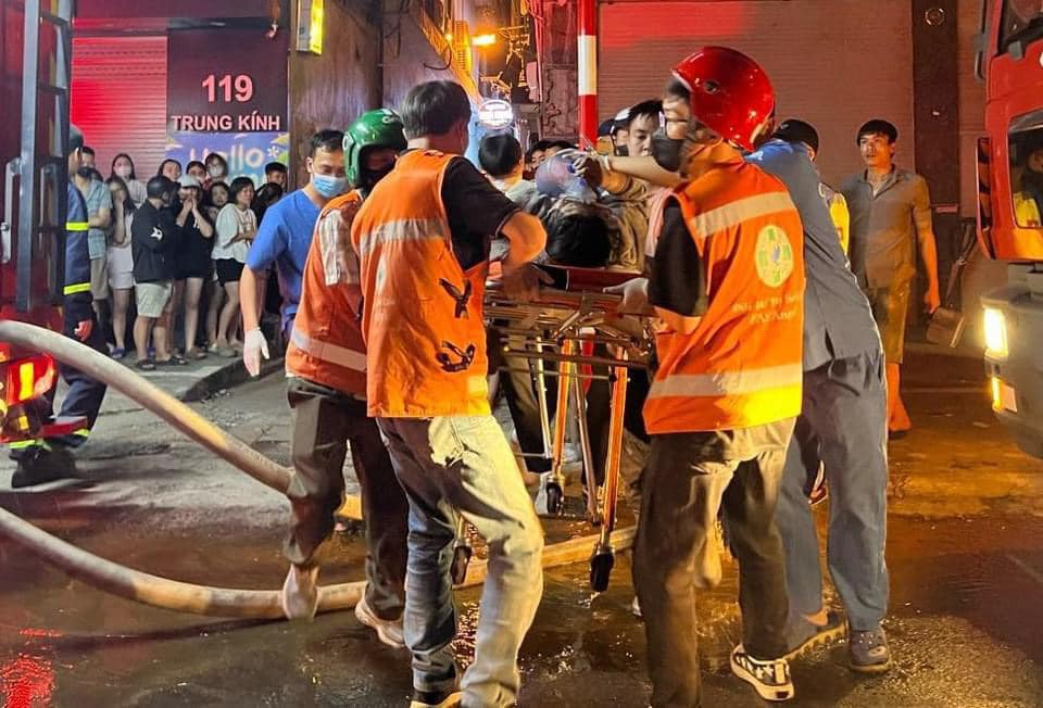Cháy nhà trọ tại Hà Nội khiến 14 người thương vong: Hàng xóm kể lại phút sinh tử - Hình 4
