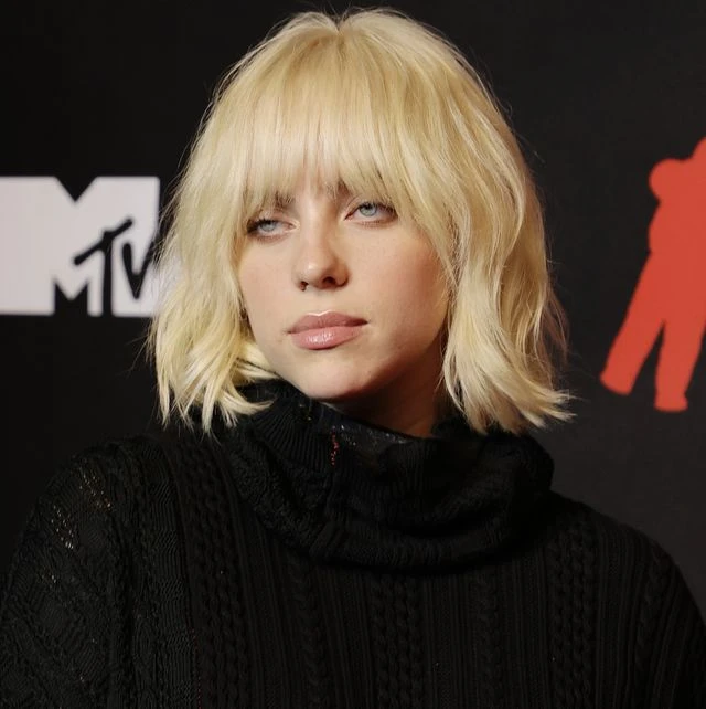 Taylor Swift vượt mặt Billie Eilish, đáp trả bất ngờ khi bị đàn em nói xấu - Hình 7