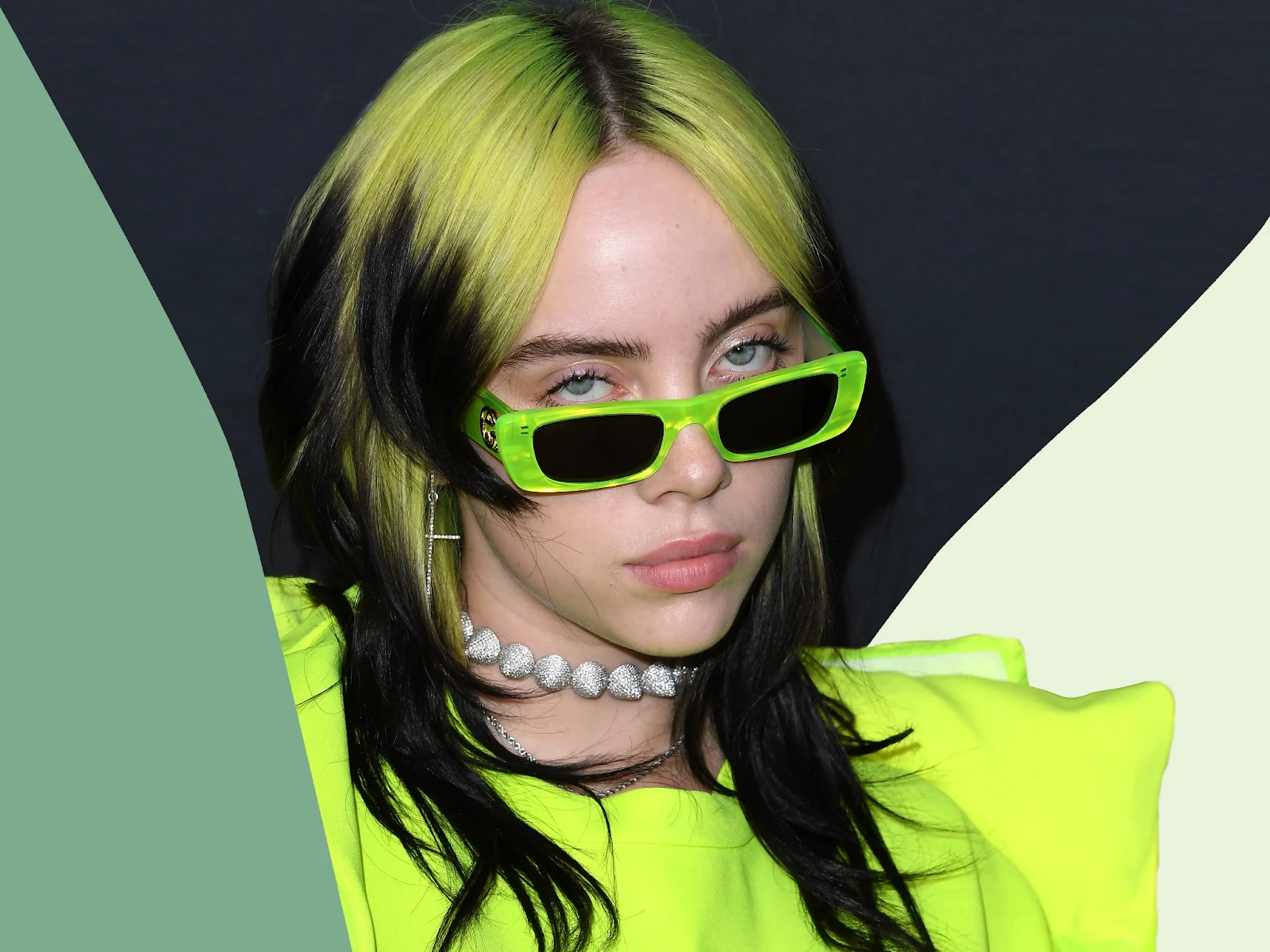 Taylor Swift vượt mặt Billie Eilish, đáp trả bất ngờ khi bị đàn em nói xấu - Hình 4