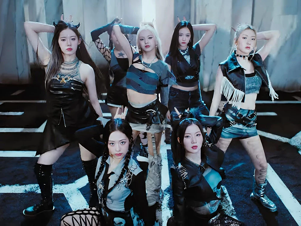 BABYMONSTER tung 33 giây bùng nổ Kpop, nâng cấp sau lần bị tố học theo BLACKPINK - Hình 4