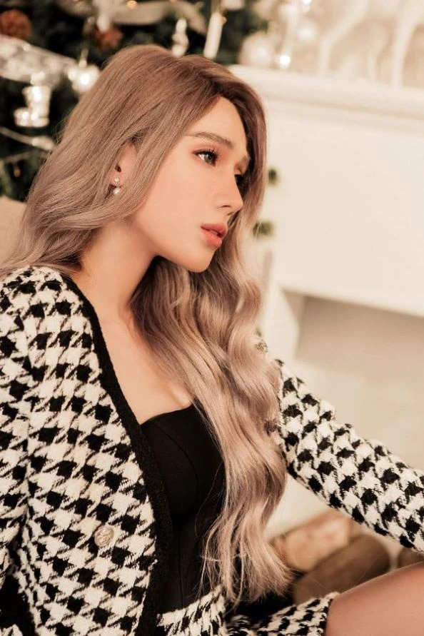Ty Lê: Phù thủy make up giới Beauty Blogger, bạn thân khác giới với vợ Decao - Hình 9
