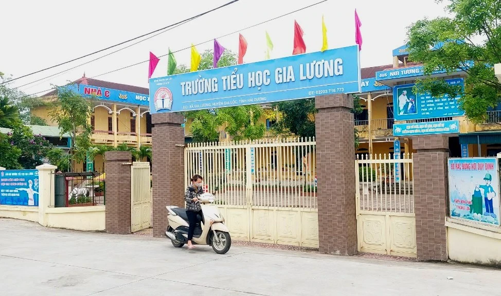 Vụ học sinh lớp 1 không được ăn liên quan vì không đóng 100k: Người mẹ lên tiếng - Hình 1