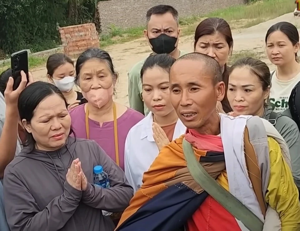 Công ty ngừng đi chùa cúng dường, chuyển sang hiến máu sau sự vụ Thích Minh Tuệ - Hình 4