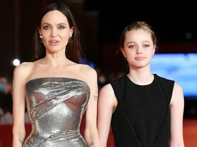 Shiloh nhà Angelina Jolie lộ tính cách thật, giáo viên nói điều hiếm có khó tìm - Hình 2
