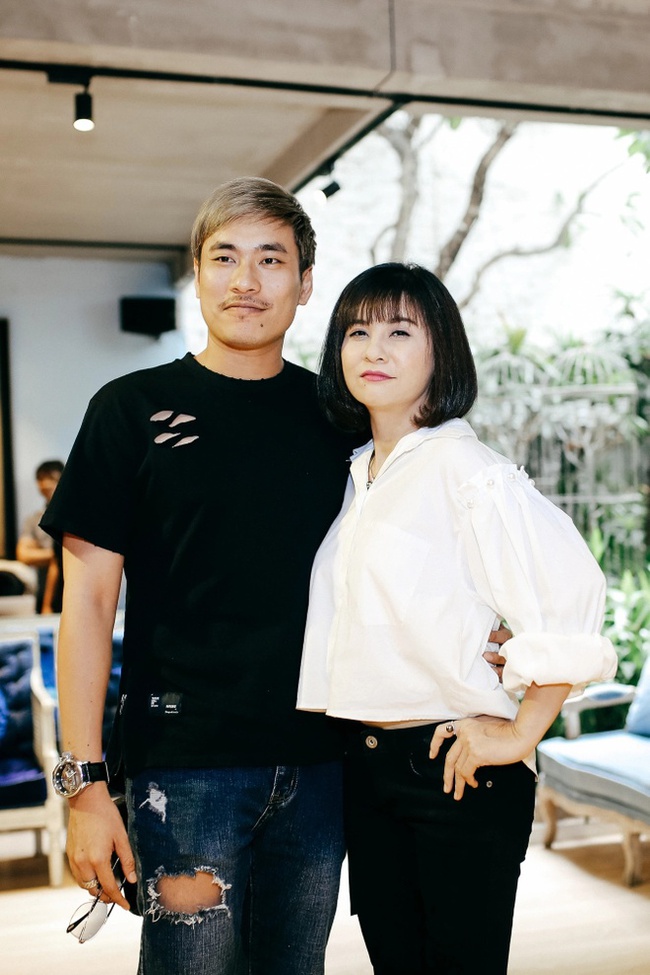 Cát Phượng bị tai nạn kinh hoàng 10 năm trước: Xe ô tô móp méo, gây ngỡ ngàng nhất điều này - Hình 10