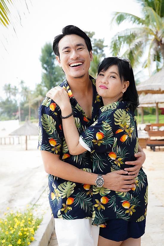 Cát Phượng bị tai nạn kinh hoàng 10 năm trước: Xe ô tô móp méo, gây ngỡ ngàng nhất điều này - Hình 11