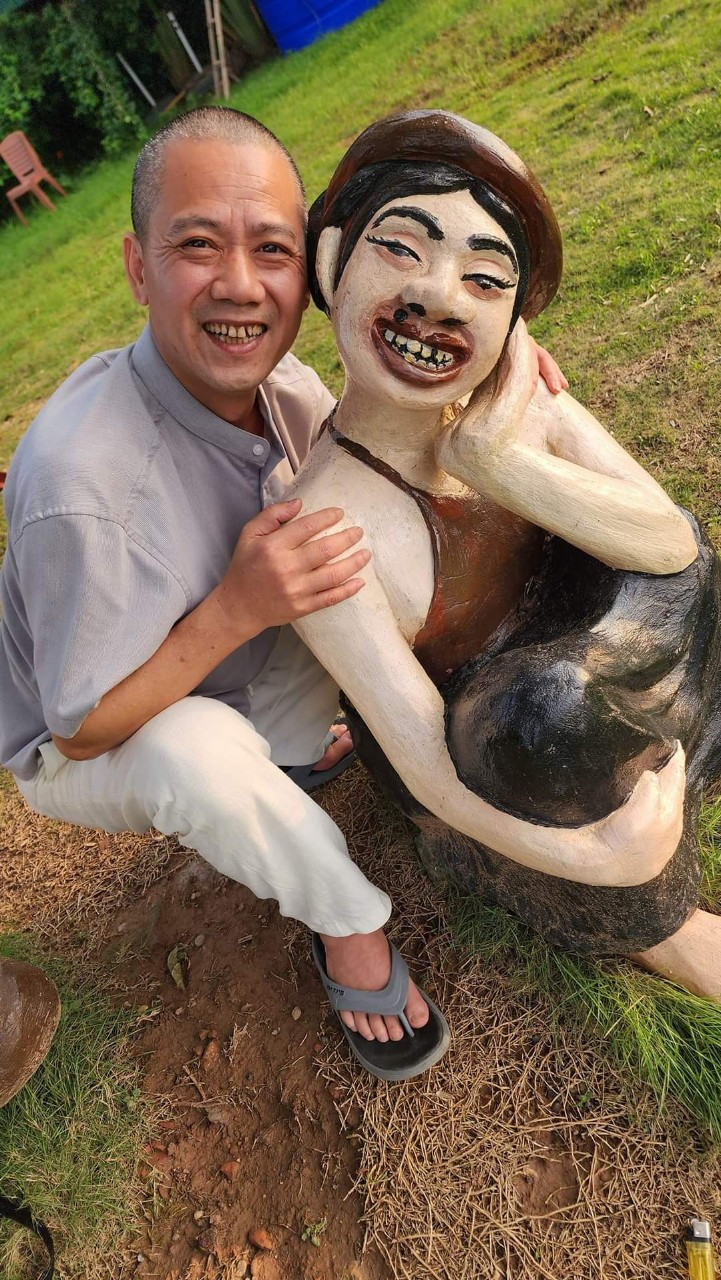Chí Trung thư giãn bên bạn gái, con trai NSND Trần Nhượng khoe nàng thơ - Hình 4