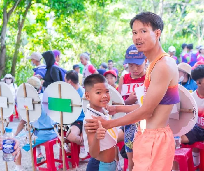 Khám phá, chinh phục núi Đá Bia - Hình 5