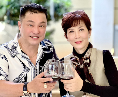 Bộ tứ Nữ hoàng ảnh lịch Việt: Người bỏ showbiz vì cú sốc tình cảm, người bị hủy dung nhan sau tai nạn kinh hoàng - Hình 3