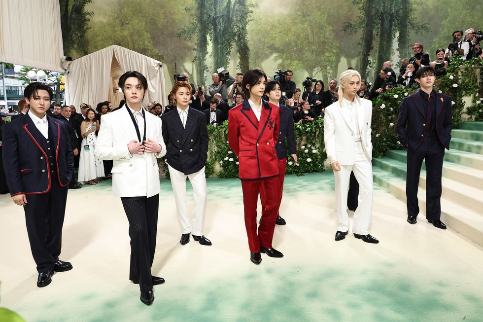 Thần tượng Kpop trở thành điểm nhấn hay điểm đen khi xuất hiện tại MET Gala? - Hình 2