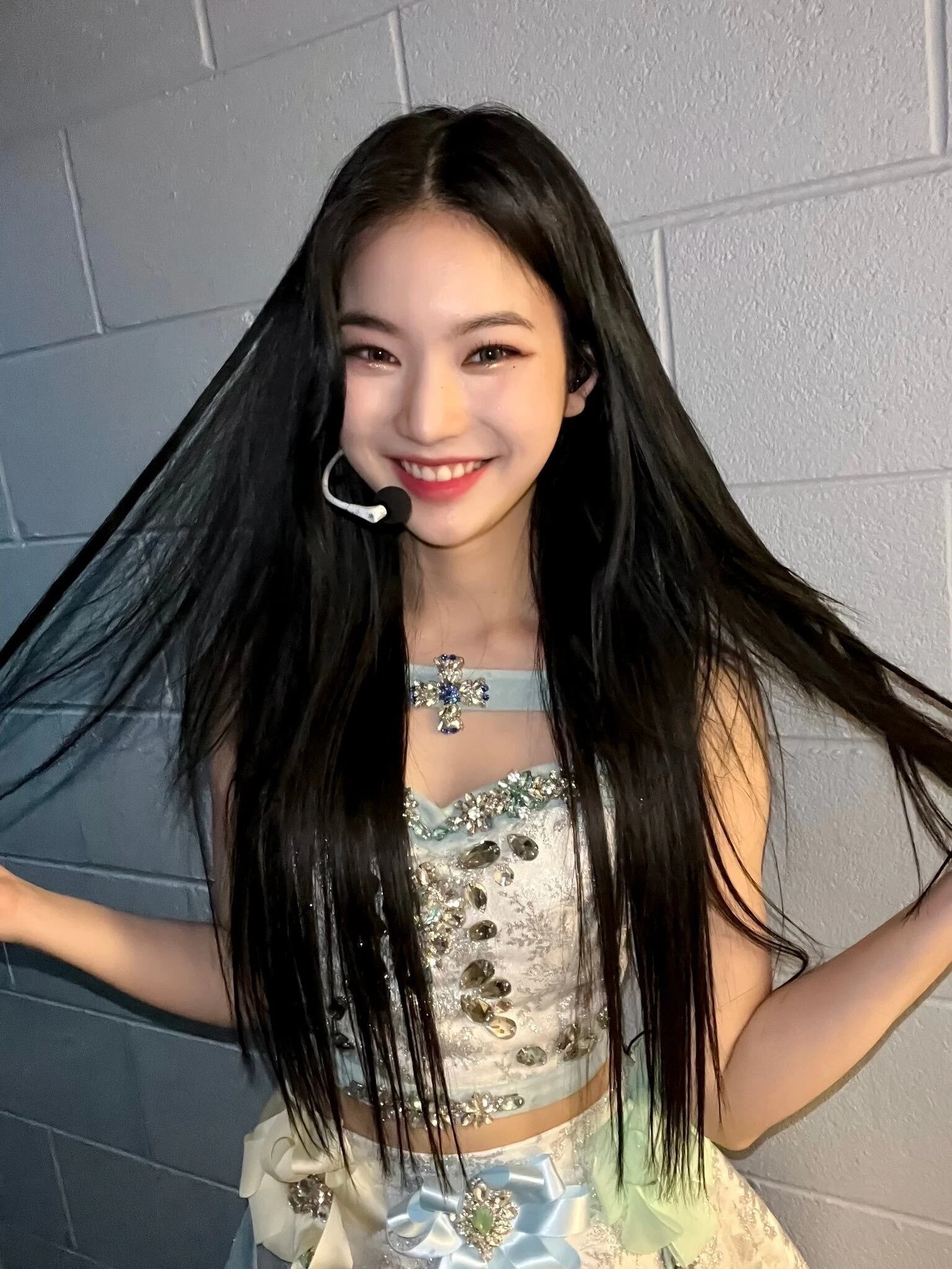 Isa (STAYC): Nữ idol sống thuần chay vì dị ứng 17 loại đồ ăn, visual phát sáng - Hình 3