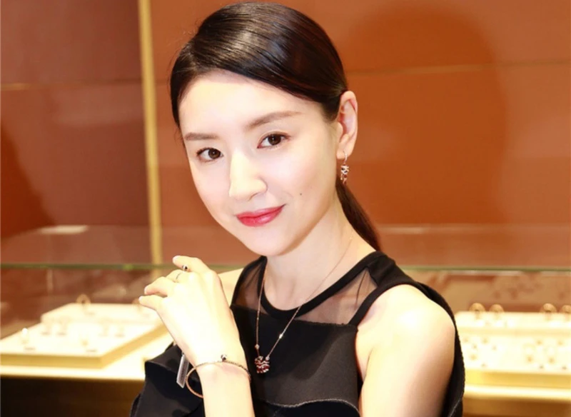 Trịnh Sảng, Goo Hye Sun, Đổng Khiết và Song Hye Kyo - 4 Mỹ nữ Châu Á trở mặt cực phũ hậu chia tay - Hình 8