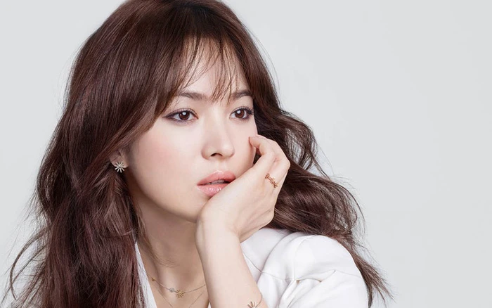 Trịnh Sảng, Goo Hye Sun, Đổng Khiết và Song Hye Kyo - 4 Mỹ nữ Châu Á trở mặt cực phũ hậu chia tay - Hình 7