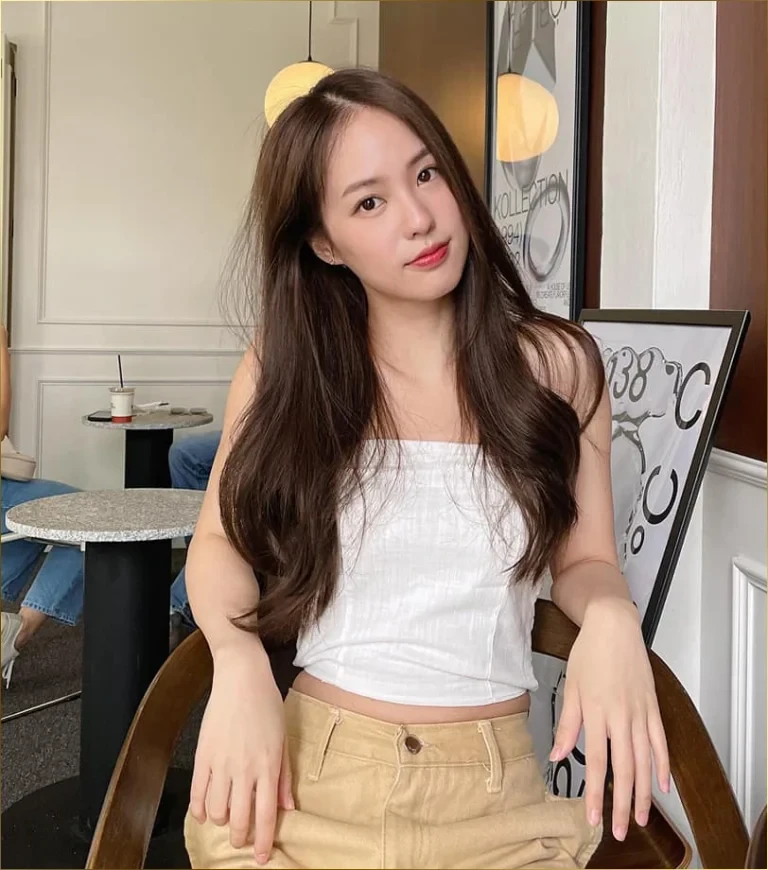 Sơn Tùng bất ngờ công khai đính hôn với bạn gái người Thái? - Hình 1