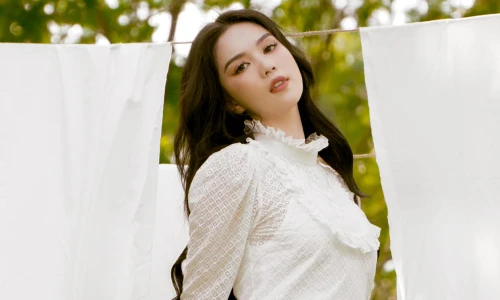 Người đàn ông tường tận quá khứ Ngọc Trinh, được người đẹp công khai tình yêu - Hình 1