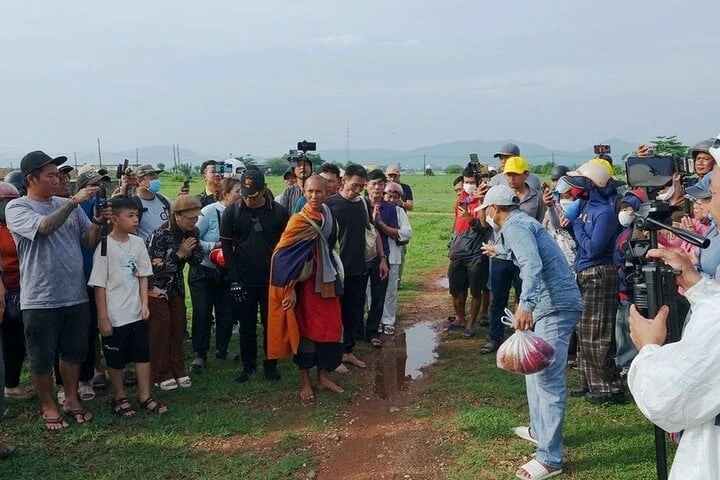 Người nhà Thích Minh Tuệ gửi đơn tố cáo bị YouTuber lợi dụng câu view - Hình 2