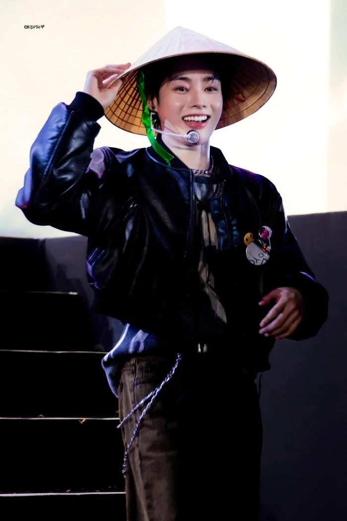 Hanbin Ngô Ngọc Hưng gặp vấn đề sức khỏe trước thềm concert, fan căn dặn 1 điều - Hình 4