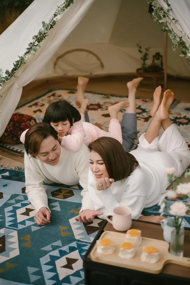 Trang Trần nhận trợ cấp ở Mỹ, được chủ cho 1 tỷ mua xe hơi hậu bị đuổi việc - Hình 2