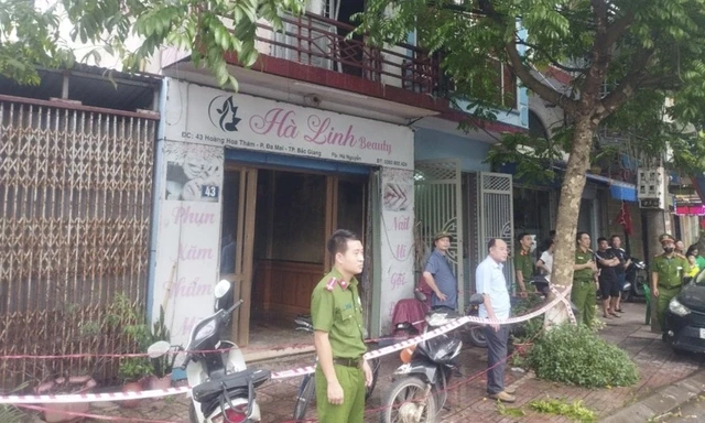 Vụ cháy 3 người mất tại Bắc Giang: Lửa bùng từ nơi để xe điện, khí độc lan nhanh - Hình 3