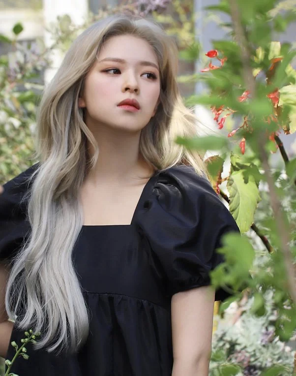 Jeongyeon: Đẹp nhất Twice đến bị miệt thị vì tăng cân, bị bắt nạt phải đổi tên - Hình 1