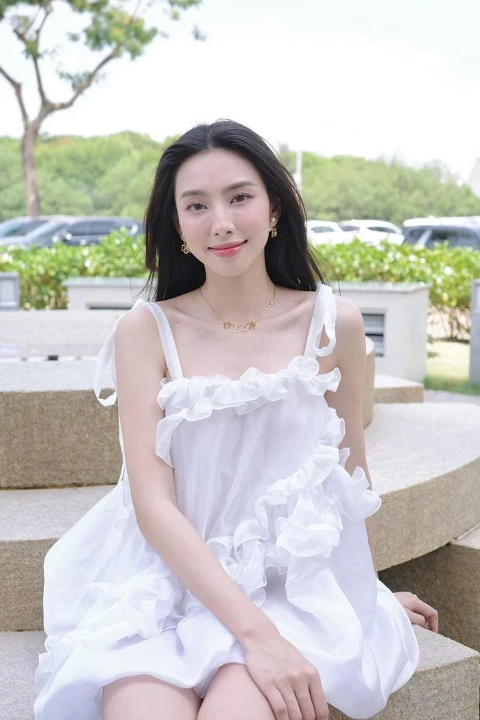 Thùy Tiên khoe con số khủng trên tài khoản, khiến dân tình trầm trồ - Hình 5