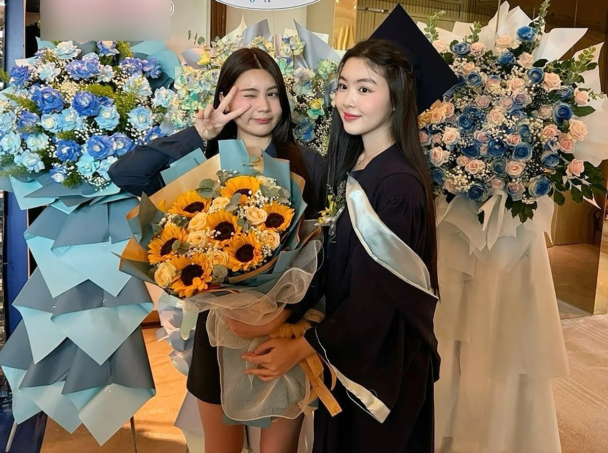 Con gái Quyền Linh đẹp phát sáng ở lễ tốt nghiệp, được bố khuyên can thi hoa hậu - Hình 3