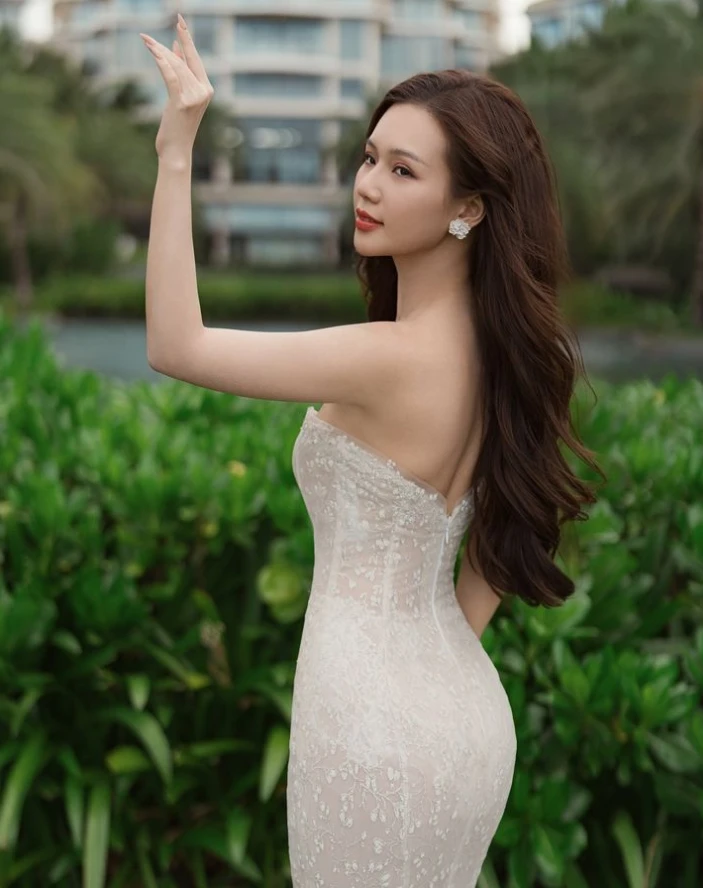 Ngọc Anh: tiểu tam màn ảnh có gu thời trang táo bạo, nhận không ít dèm pha - Hình 7