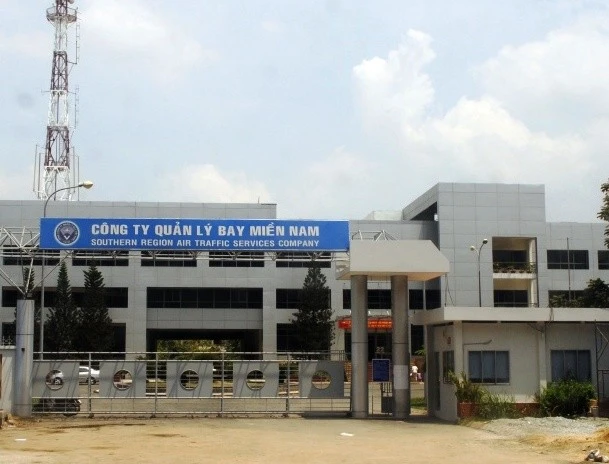 Vụ 2 máy bay suýt lao vào nhau: kiểm soát viên không lưu bị khởi tố điều tra - Hình 2
