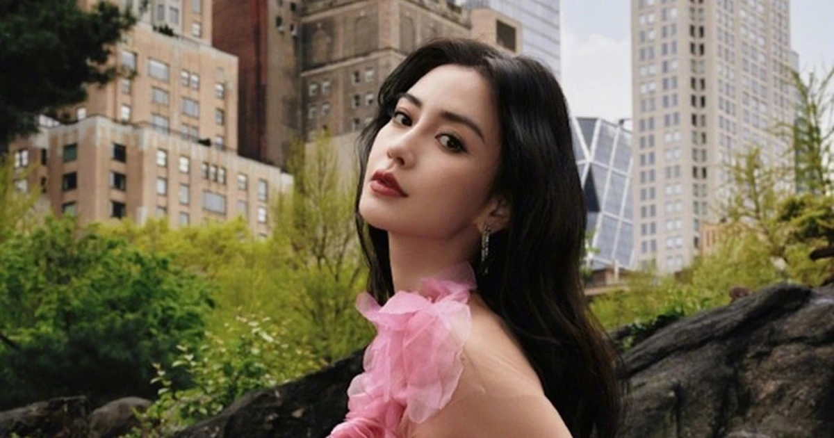 Angelababy bít đường trở lại showbiz, Huỳnh Hiểu Minh hạnh phúc bên bạn gái - Hình 9