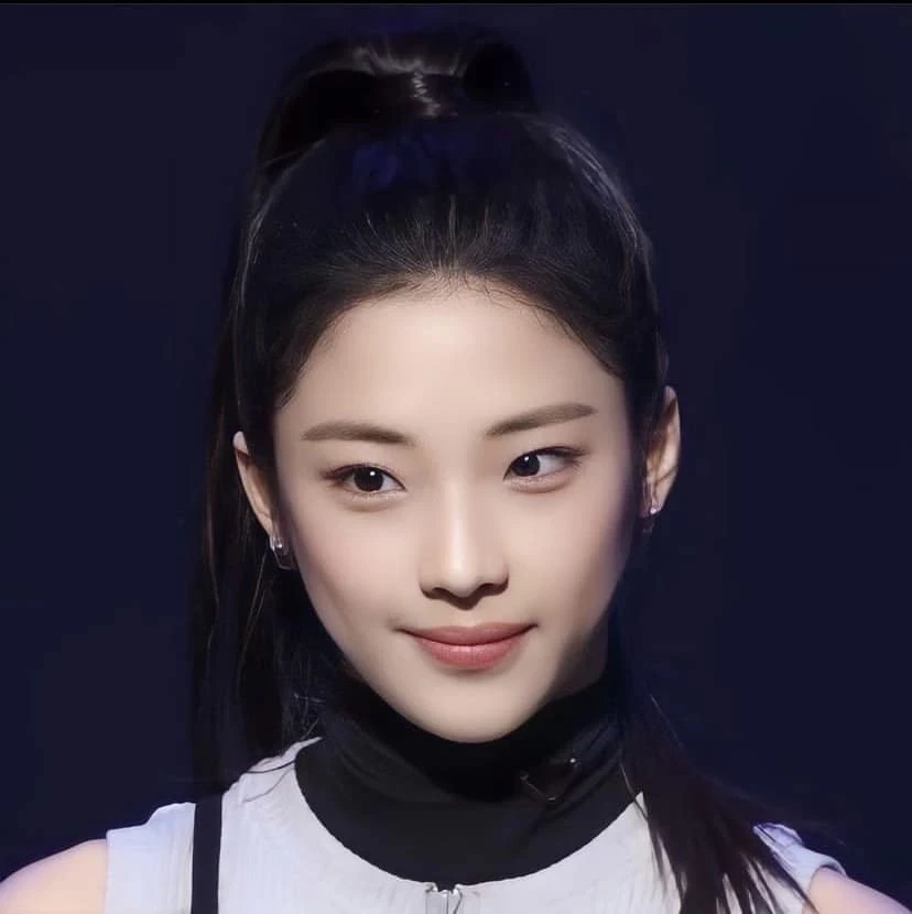 BABYMONSTER: Quái vật thay thế BLACKPINK của YG, có bản sao Jennie, Lisa - Hình 6