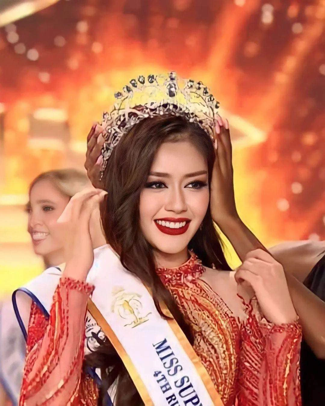 Đặng Thanh Ngân: Bà tổ mở đường, từng bị trù dập, đạt Á hậu khiến anti câm nín - Hình 2