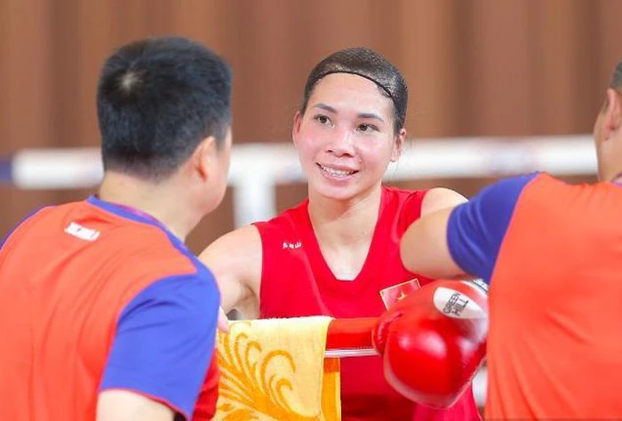 Ngả mũ trước bà mẹ 2 con Hà Thị Linh với tấm vé Olympic ấn tượng - Hình 2