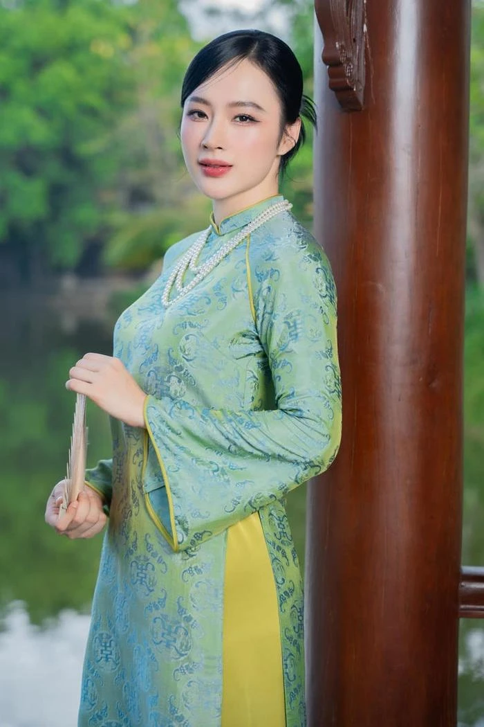 Bố Angela Phương Trinh hé lộ con gái như con rối, tài sản mất hết, xin 1 điều - Hình 2
