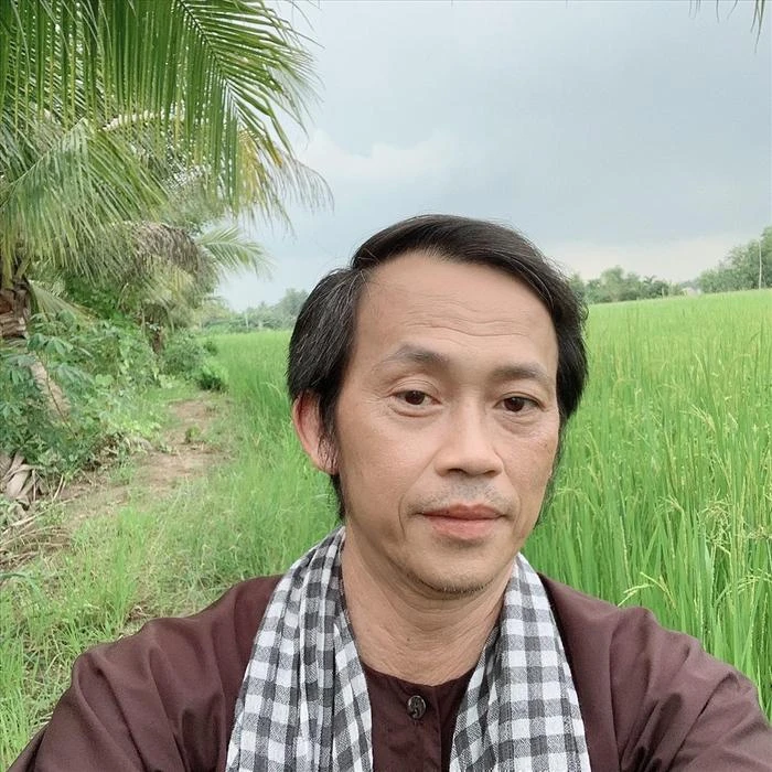 Hoài Linh khác lạ sau 3 năm bị ung thư, sức khỏe thế nào sau tin đồn qua đời? - Hình 7