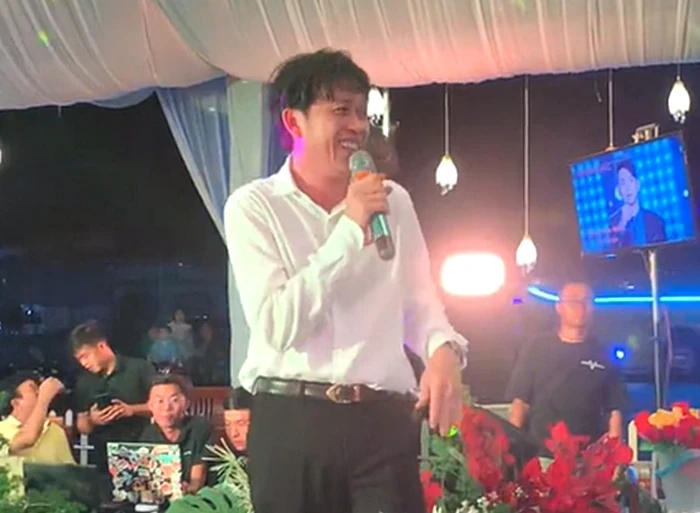 Hoài Linh khác lạ sau 3 năm bị ung thư, sức khỏe thế nào sau tin đồn qua đời? - Hình 6