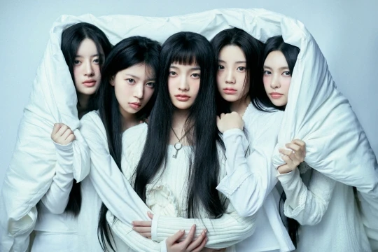 BABYMONSTER sẵn sàng kế hoạch càn quét Kpop, loạt đối thủ dè chừng, rén ngang - Hình 6