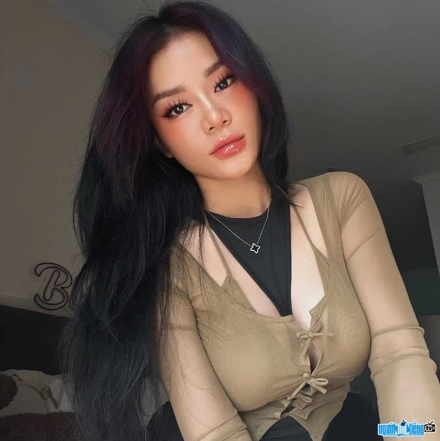 Blacki: Nữ Tiktoker 9X đi lên từ vũng lầy nay oanh tạc thời trang, làm bà chủ - Hình 8