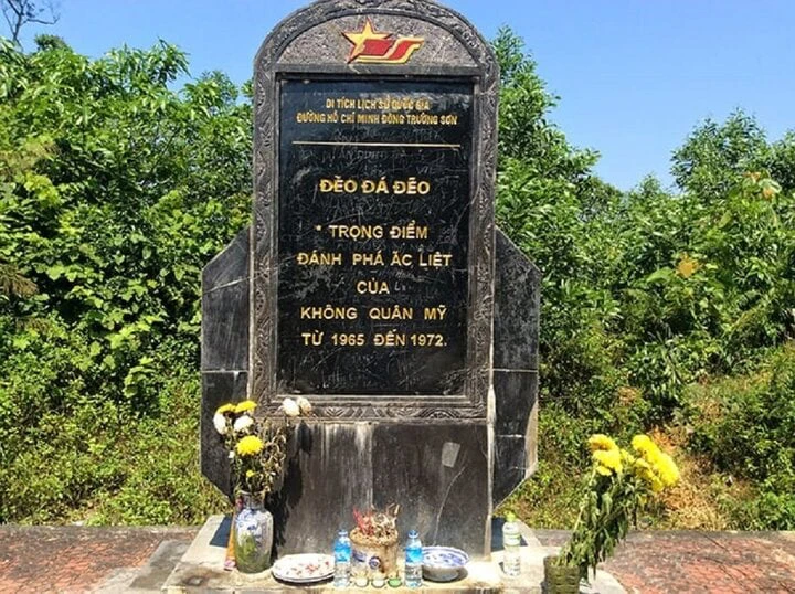 Chiêm ngưỡng vẻ đẹp hùng vĩ của đèo Đá Đẽo - thung lũng Chà Nòi - Hình 4