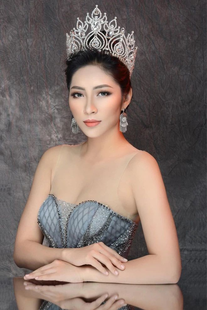 Đặng Thu Thảo: Từ bỏ vương miện HH Đại dương, cầm 100k ôm con rời nhà chồng - Hình 1