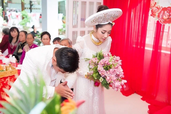 Đặng Thu Thảo: Từ bỏ vương miện HH Đại dương, cầm 100k ôm con rời nhà chồng - Hình 5