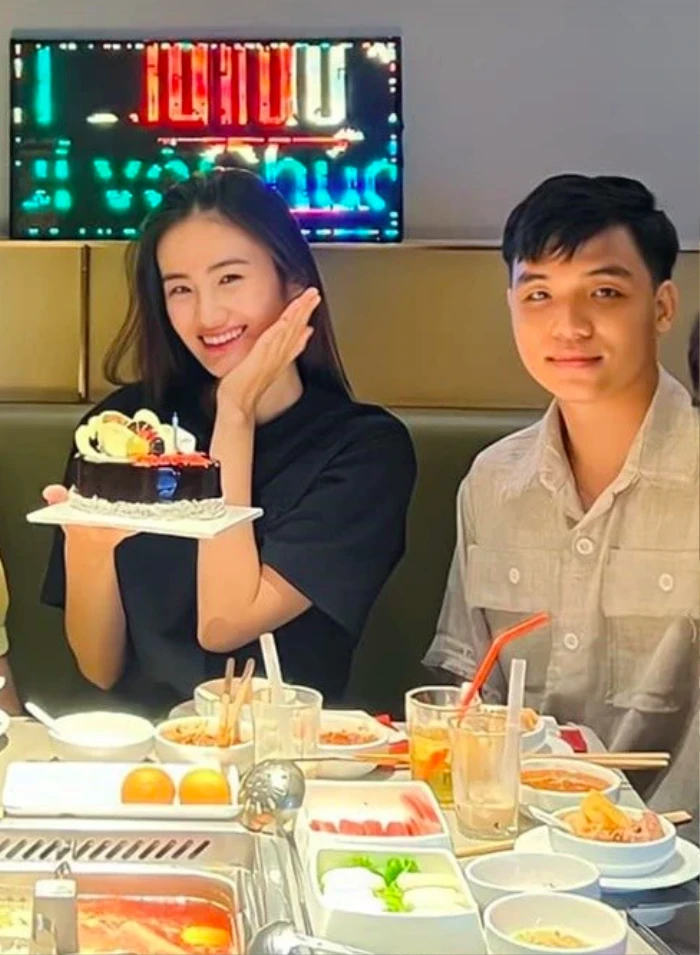 Hoa hậu Ý Nhi sốc vì bạn trai thay đổi khác xưa, bị tố bỏ thi về nước chạy show? - Hình 5