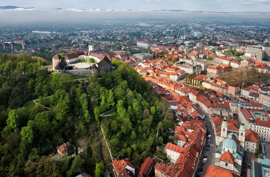 Ljubljana - Hòn ngọc xanh của Trung Âu - Hình 1