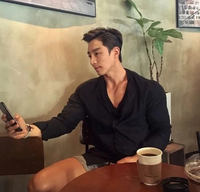 Người được khen là phi công điển trai nhất Hàn Quốc - Hình 4